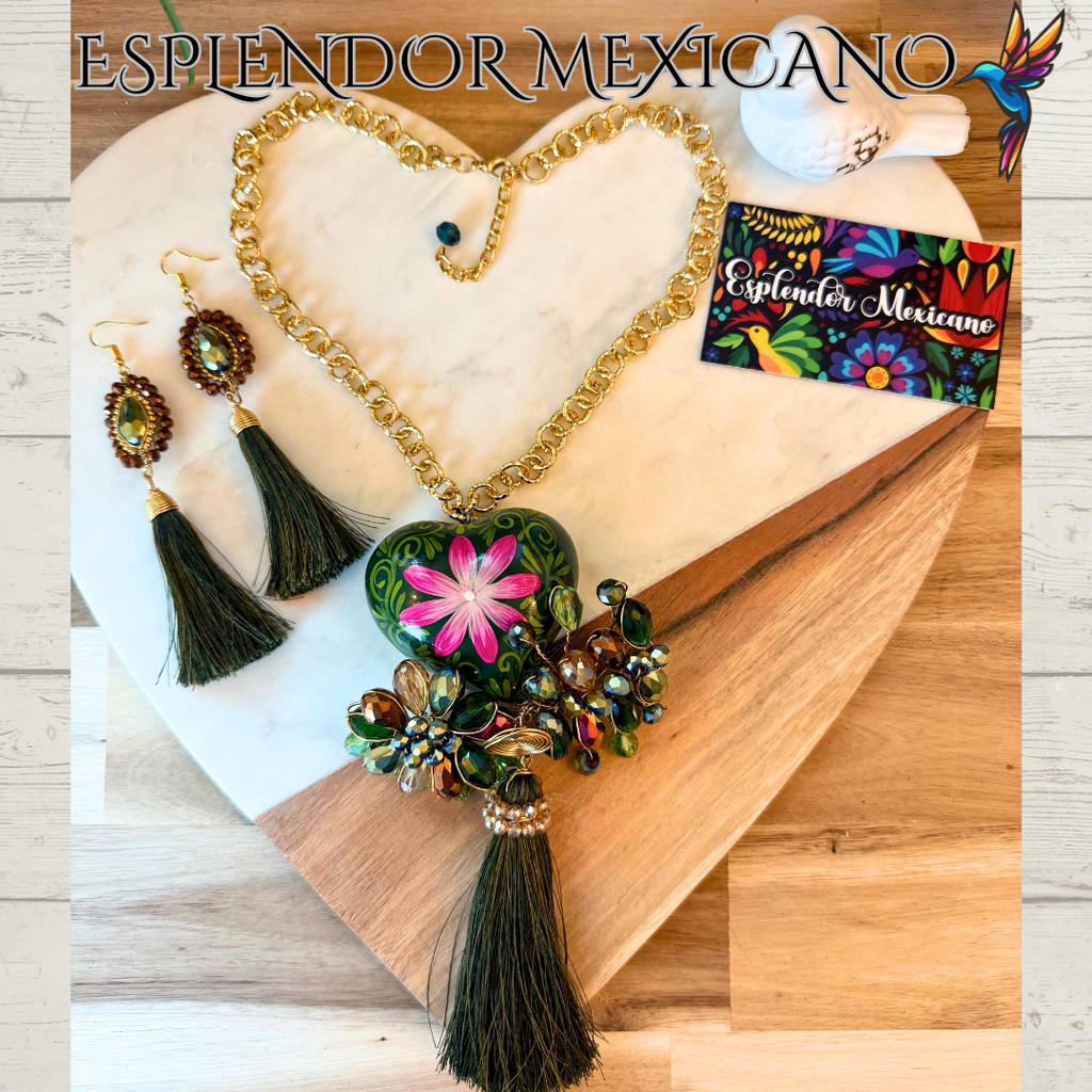 💚 Floral Heart Necklace Set – Handcrafted with Soul