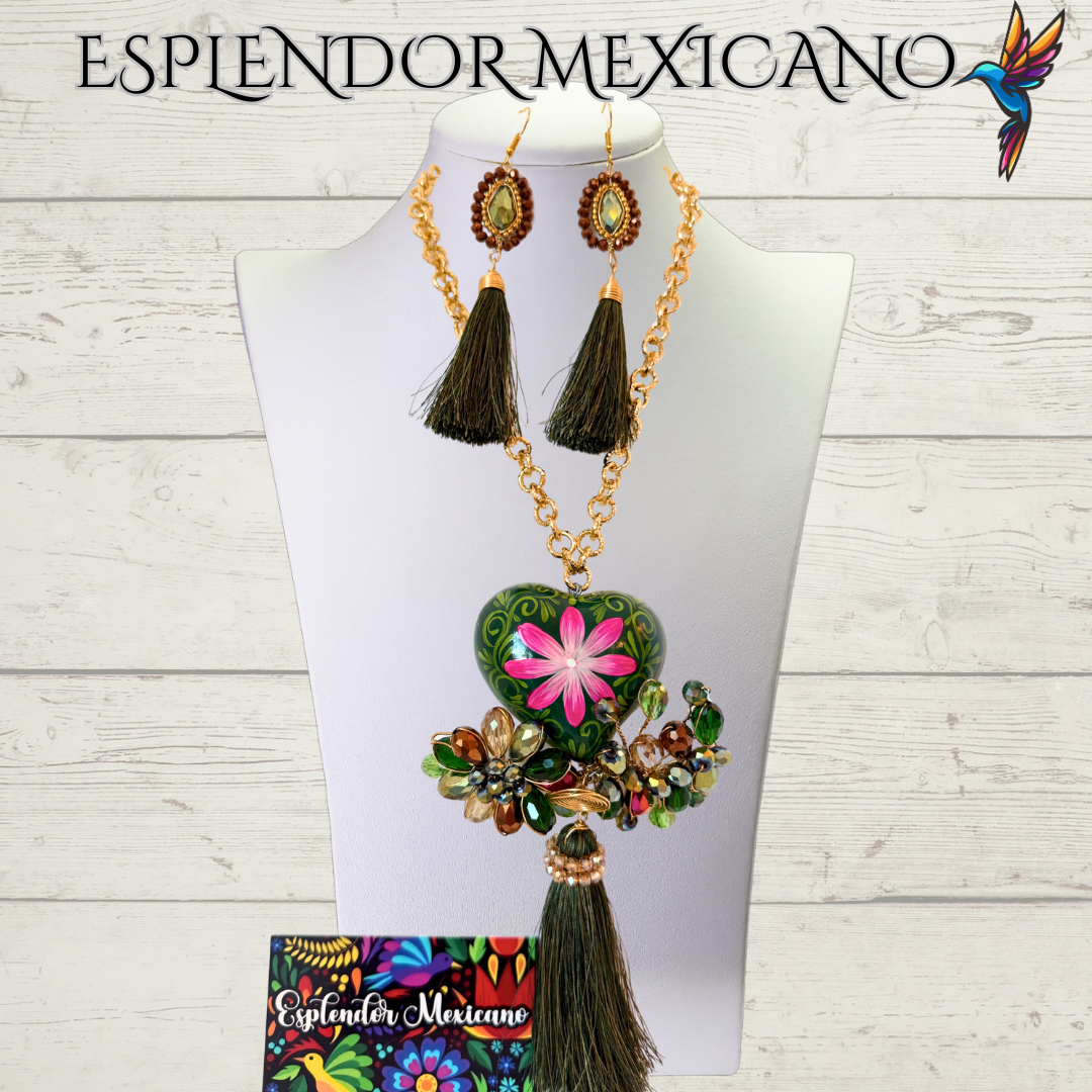 💚 Floral Heart Necklace Set – Handcrafted with Soul