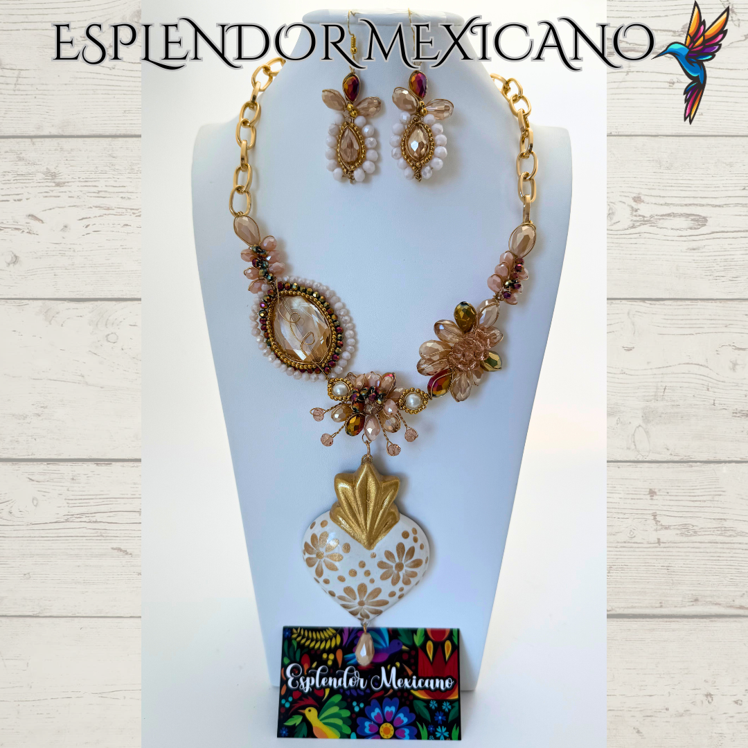 💛✨ Nude Floral Heart Necklace Set – Handmade in Mexico