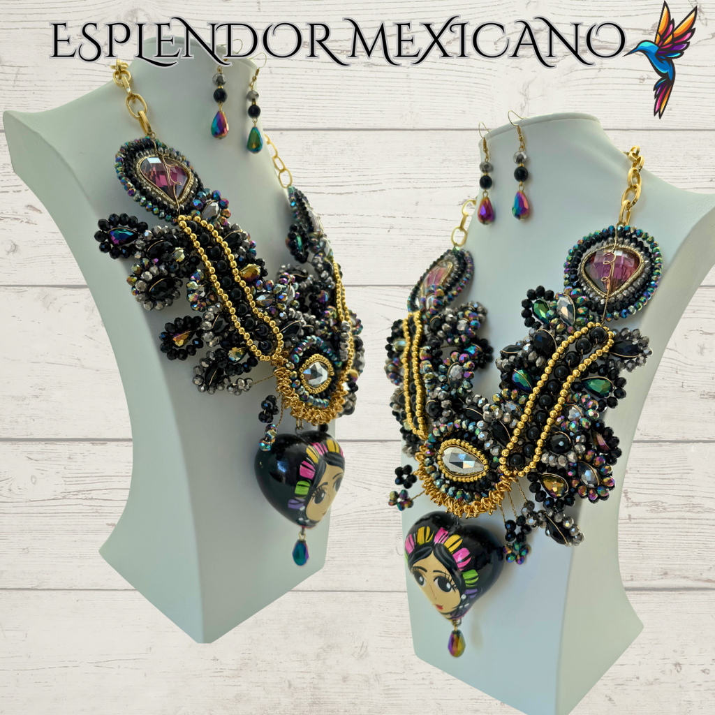 🤍✨ Bedazzled Skull Necklace Set – Handmade in Mexico