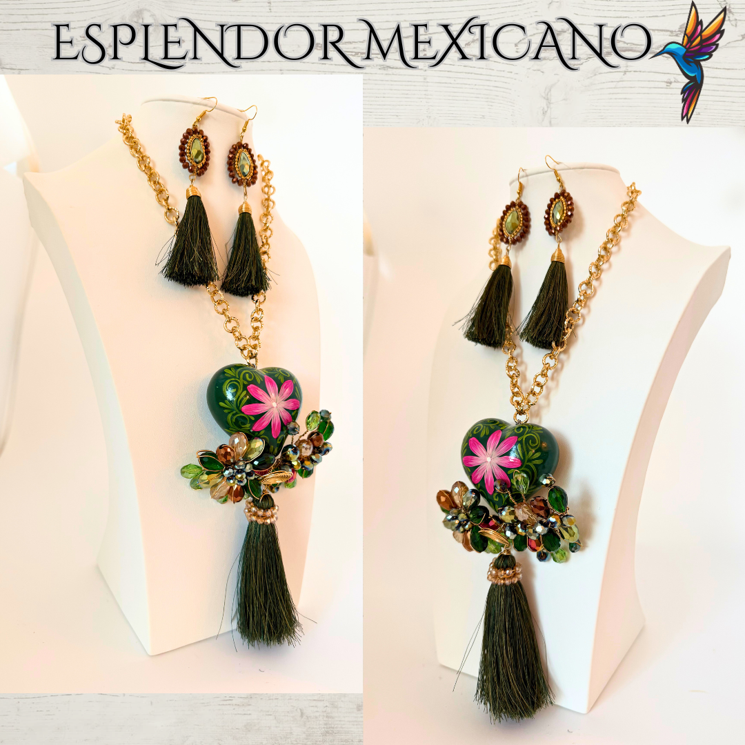 💚 Floral Heart Necklace Set – Handcrafted with Soul