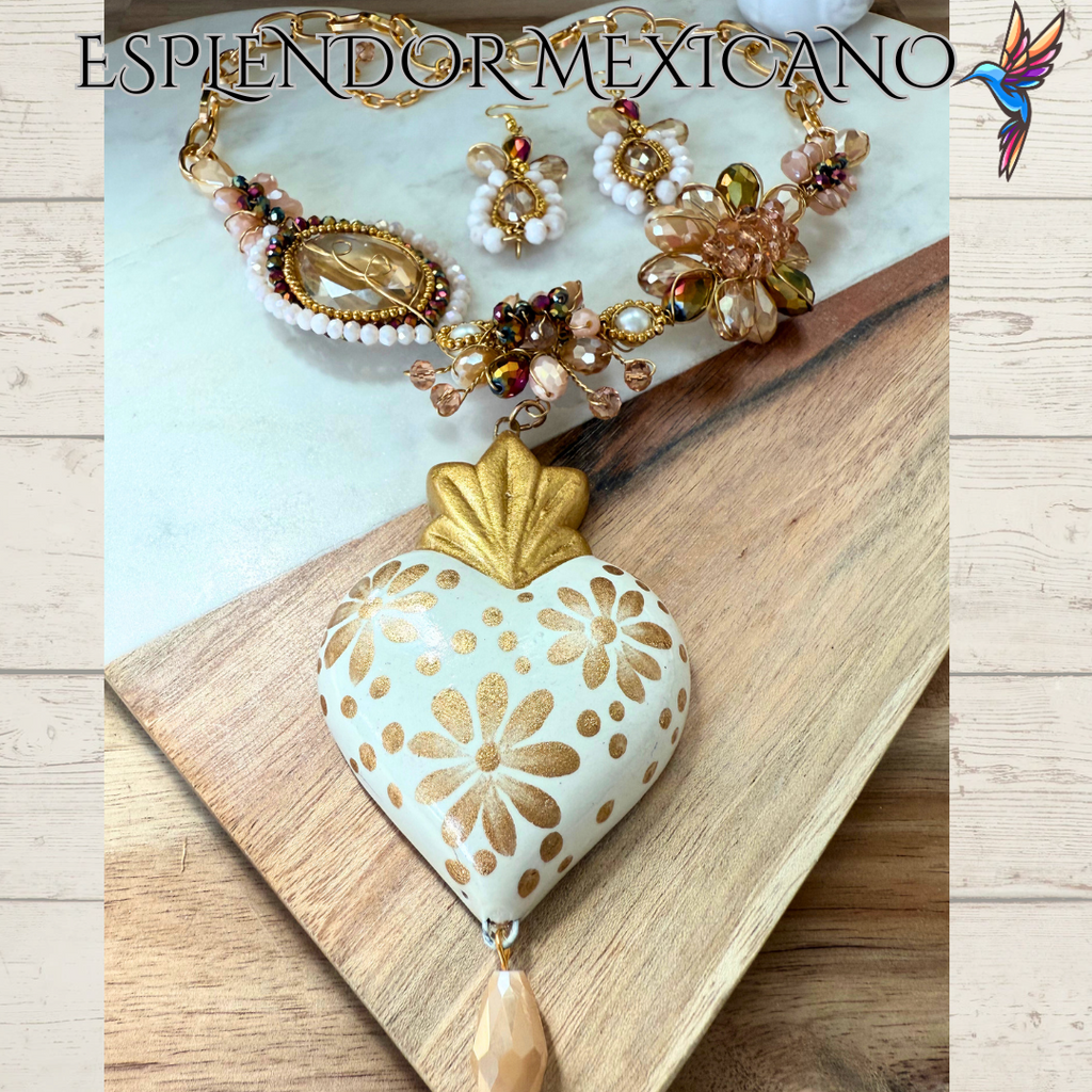 💛✨ Nude Floral Heart Necklace Set – Handmade in Mexico
