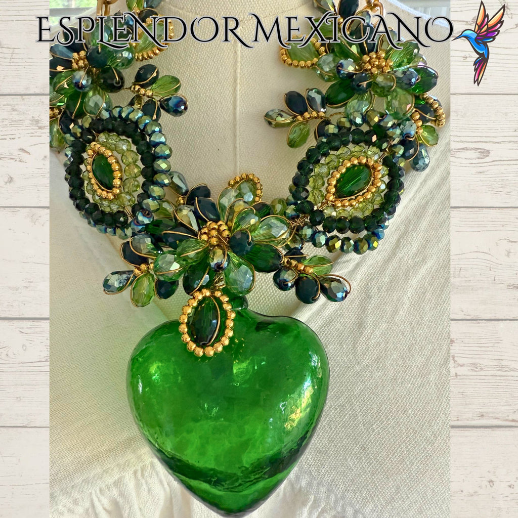 💚 Artisanal Green Hand-Blown Glass Heart Necklace Set – Handmade in Mexico