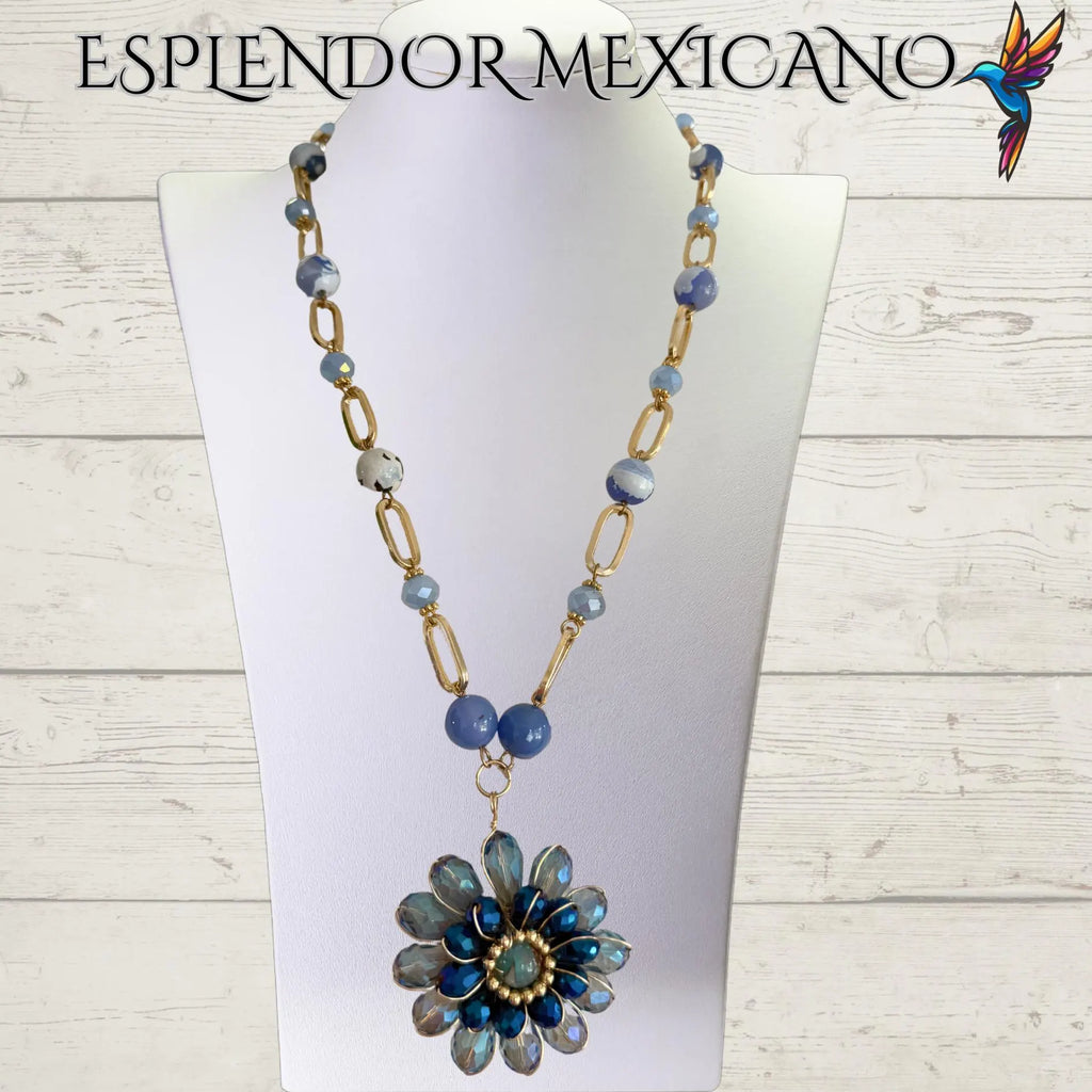 💙🩵🤍 Soft Peaceful Beauty – Agate Necklace Set