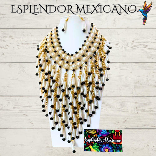 Handmade Mexican Faux Pearl and Glass Beads/Necklace Set with Earrings/Gold toned necklace/Artisan/Boho/Made in Mexico/Hecho en Mexico/Gift
